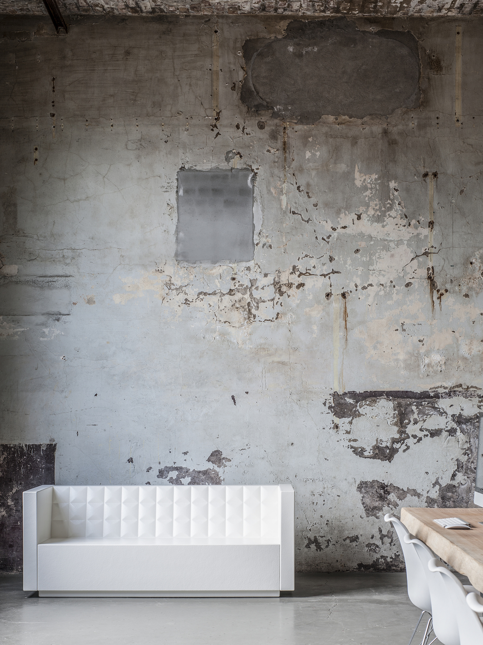 FIRM Chair FIRM Chair | WHITE