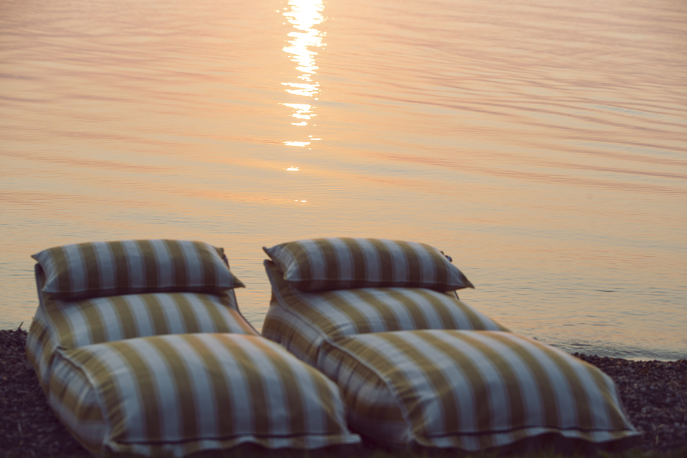 Stretch Daybed Gold | Limited Edition  