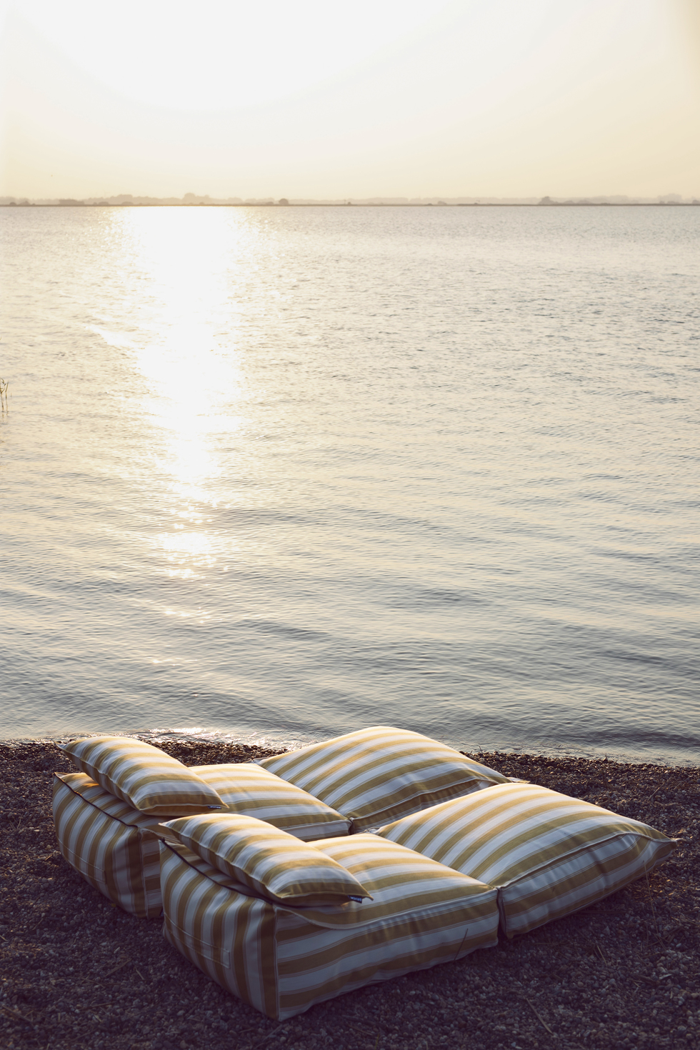 Stretch Daybed Gold | Limited Edition  