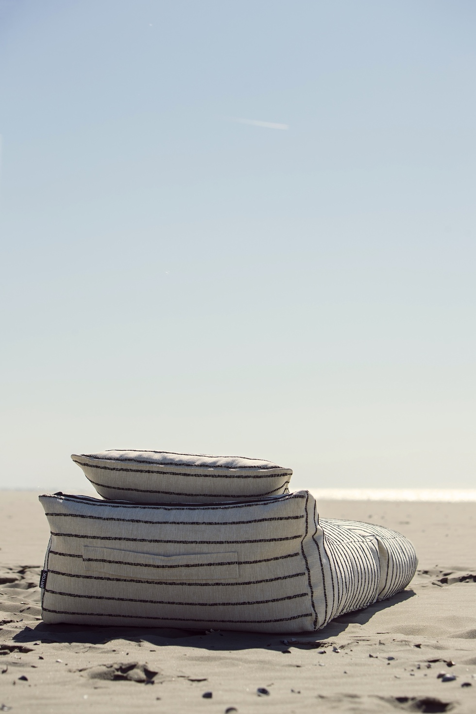 Stretch Daybed OUTSIDE THE LINES | Limited Edition 