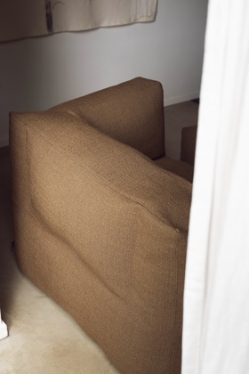 Hocker | LIMITED EDITION Hocker | Limited Edition | ROUGHLY LINEN