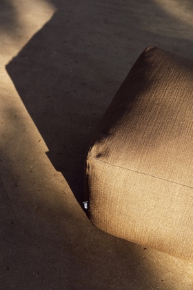 Hocker | LIMITED EDITION Hocker | Limited Edition | ROUGHLY LINEN