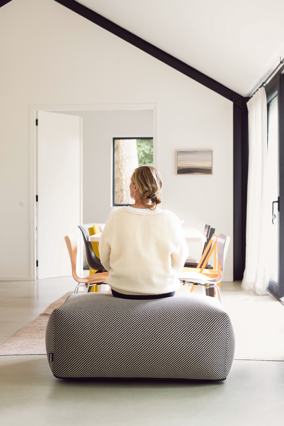 Hocker | LIMITED EDITION Hocker | Limited Edition | DIZZY black/off-white