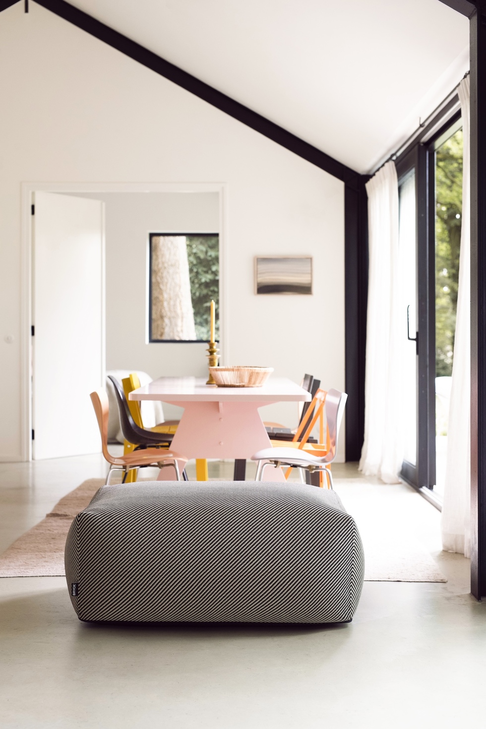 Hocker | LIMITED EDITION Hocker | Limited Edition | DIZZY black/off-white