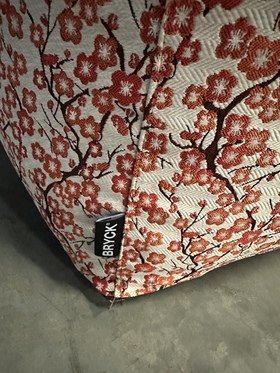 Quick shop product Hocker Flowers Retro