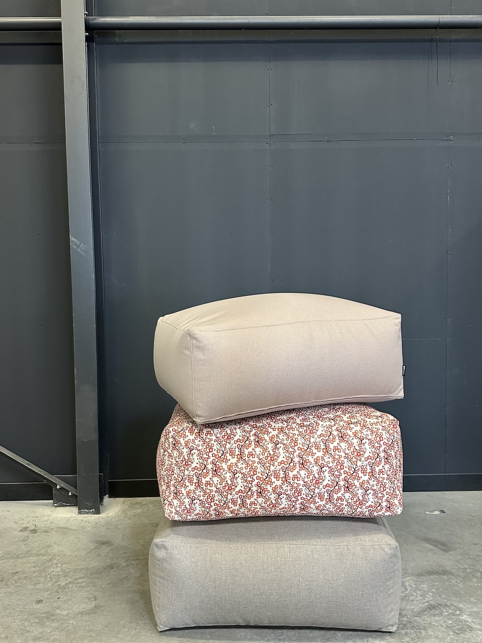 Quick shop product Hocker Pinkoddy Light