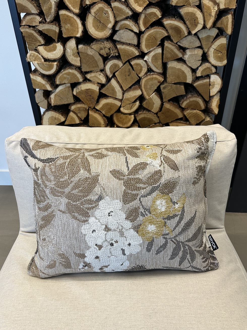 BRYCK KUSSENS  BRYCK KUSSEN | FLOWERS NO. 2