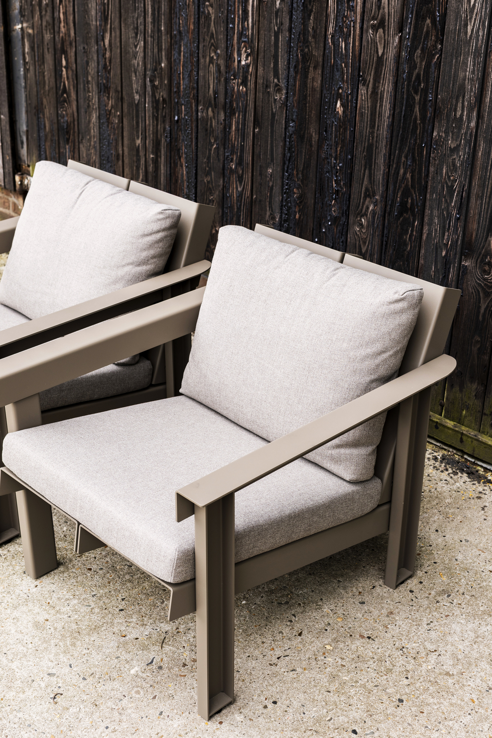 MUSTER Lounge Chair 
