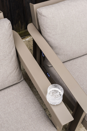MUSTER Lounge Chair 