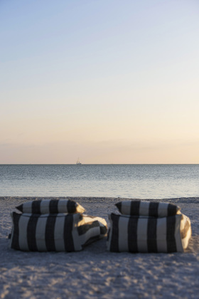 Stretch Daybed Stripes | Limited Edition 