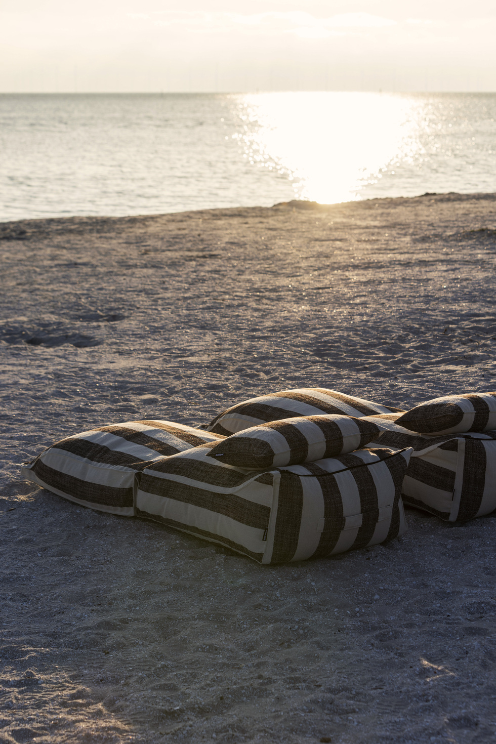 Stretch Daybed Stripes | Limited Edition 